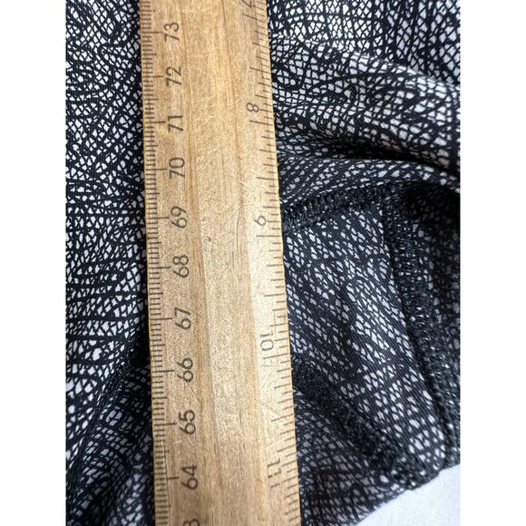 Lululemon High Waisted‎ Leggings Size 6 Black/White - Picture 6 of 7